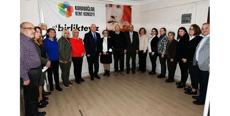 Başkan Selvitopu Karabağlar Kent Konseyi'ni ziyaret etti
