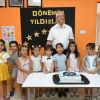 Başkan Selvitopu pastayı miniklerle kesti