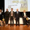 Rehber köpekler yaşamları değiştiriyor