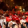COŞKU SOKAKLARA SIĞMADI​​​​​​​