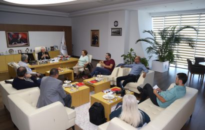 İzmir Gazeteciler Cemiyeti'nden Selvitopu'na İade-i Ziyaret