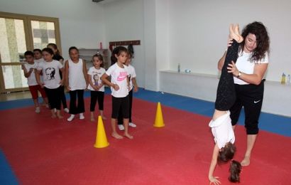 Karabağlar’da Yaz Spor Okulları Dolu Dolu Geçiyor