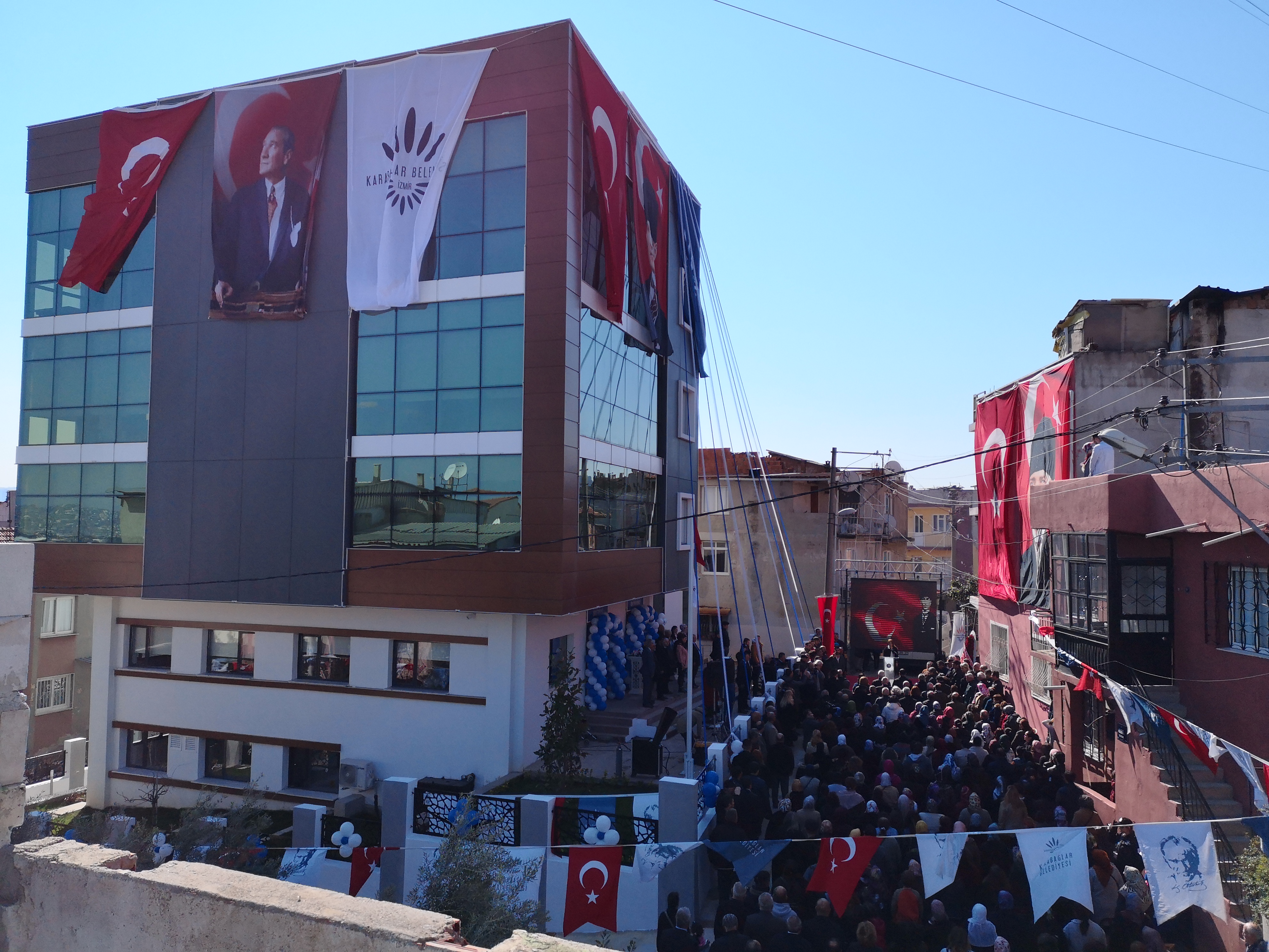 Barış Eğitim Merkezi Konferans Salonu 