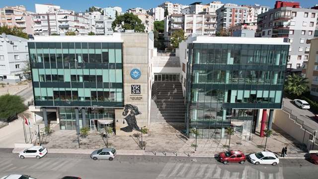 Yıldız Kenter Kültür ve Sanat Merkezi
